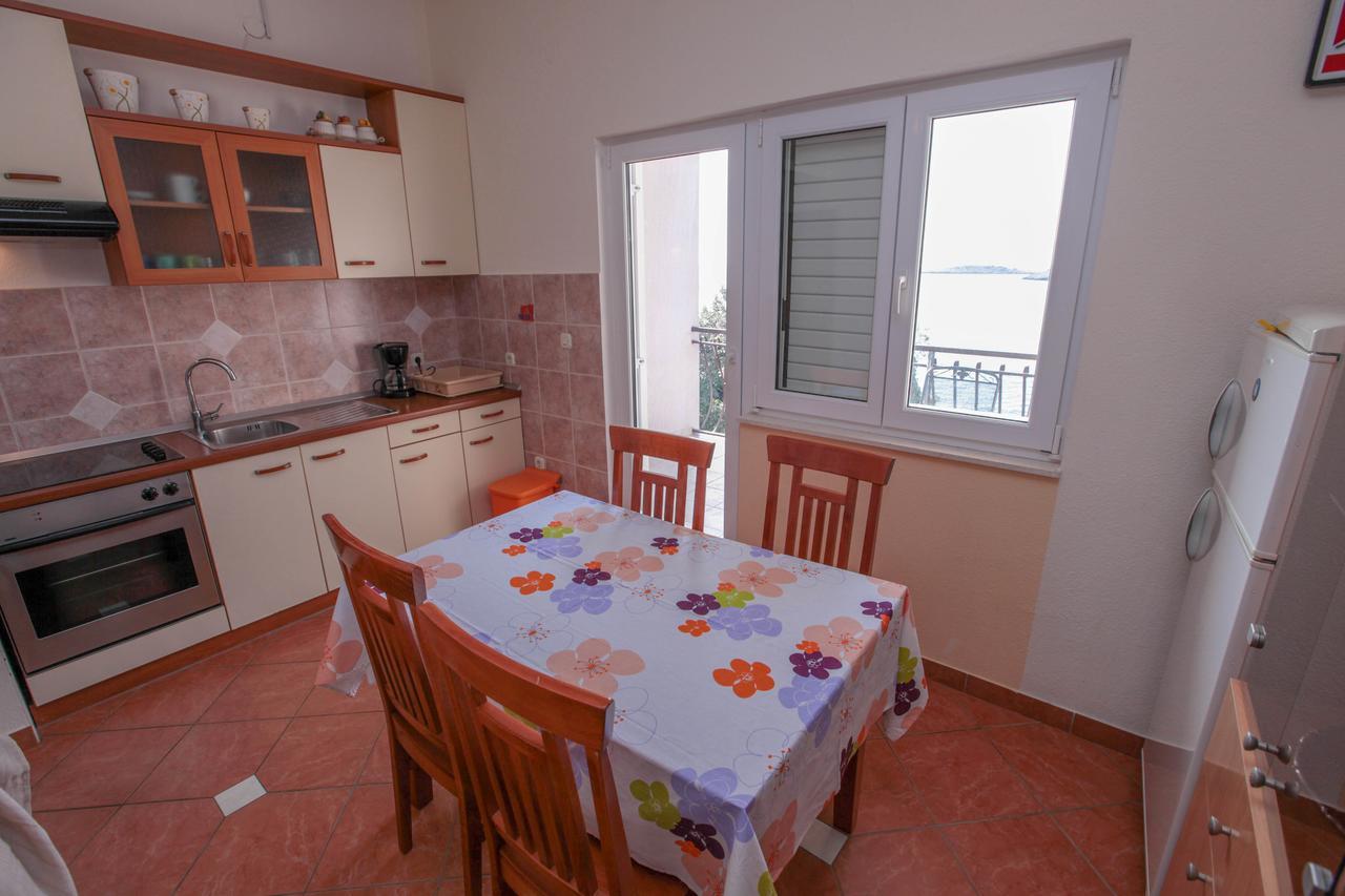 Apartments Mama Rogoznica  Luaran gambar